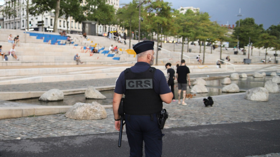 F&ecirc;te de la musique : alcool, carburants et feux d&rsquo;artifice interdits dans le Rh&ocirc;ne ce dimanche