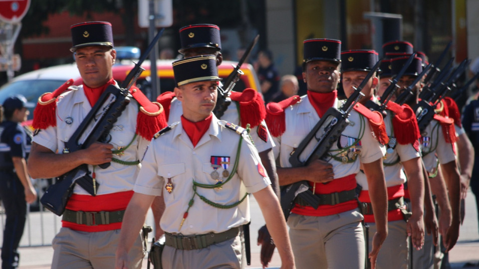 D&eacute;fil&eacute; militaire, Rafale et village d&eacute;fense : Lyon c&eacute;l&egrave;bre le 14-Juillet place Bellecour
