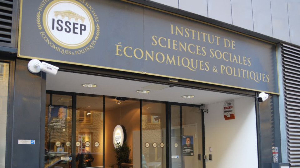L'&eacute;cole fond&eacute;e par Marion Mar&eacute;chal quitte Lyon : l'ISSEP ferme d&eacute;finitivement son site de Confluence