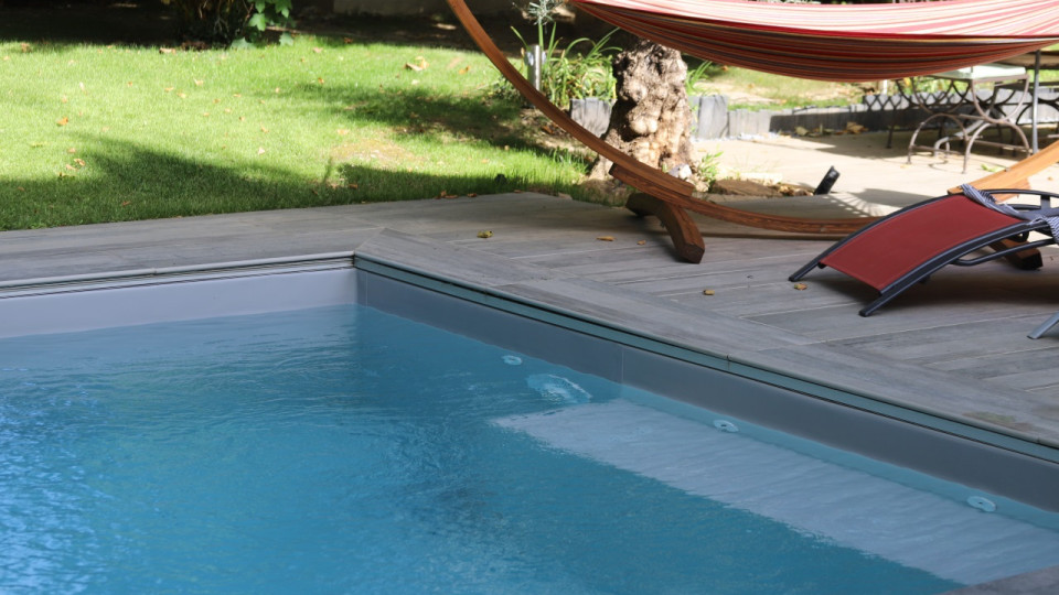 Drame pr&egrave;s de Lyon : un petit gar&ccedil;on de 2 ans perd la vie dans une piscine priv&eacute;e