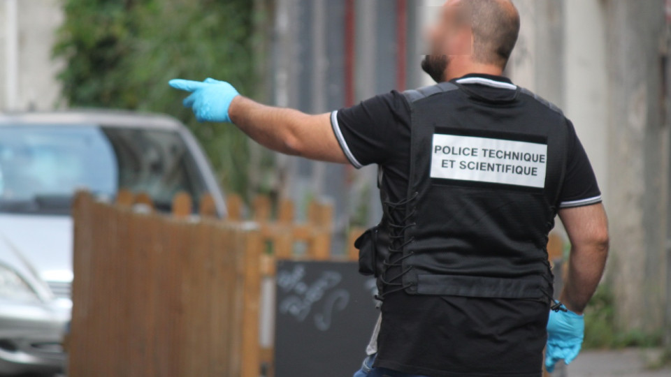 Quincieux : un homme retrouv&eacute; mort dans un appartement couvert de sang