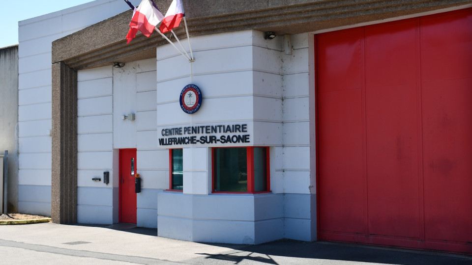 Villefranche-sur-Sa&ocirc;ne : 781 appels &agrave; son ex-compagne depuis sa cellule, 18 mois de prison suppl&eacute;mentaires