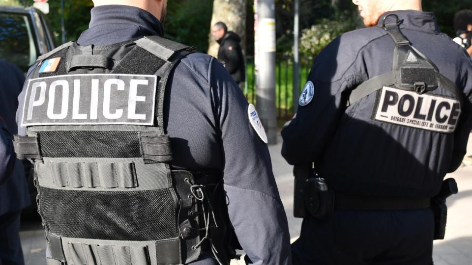 Villeurbanne : un homme bless&eacute; par balle, un autre poignard&eacute; lors d&rsquo;une violente rixe