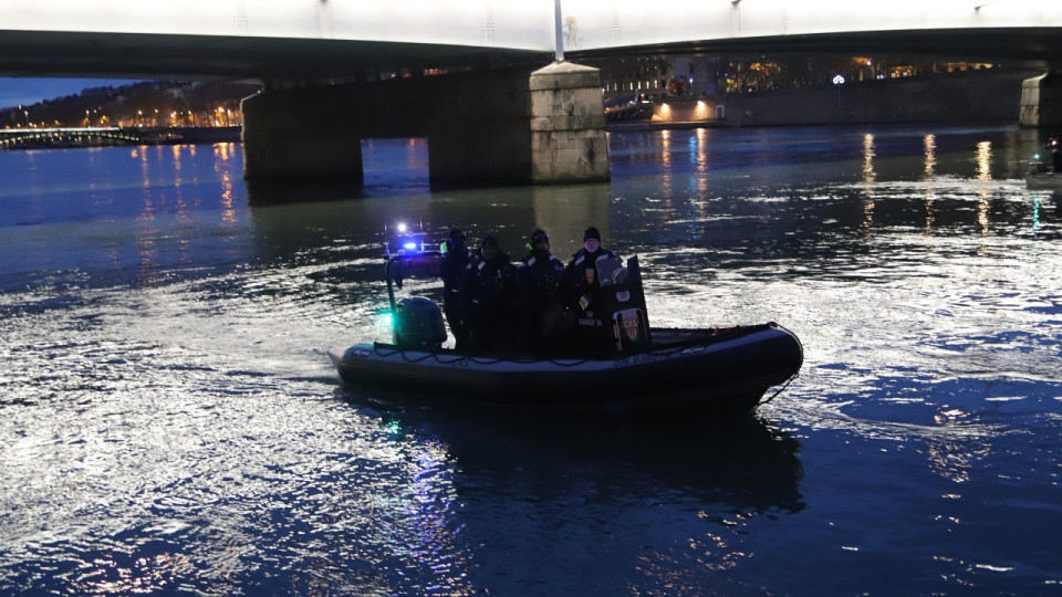 Lyon : un quadrag&eacute;naire sauv&eacute; de la noyade par les secours
