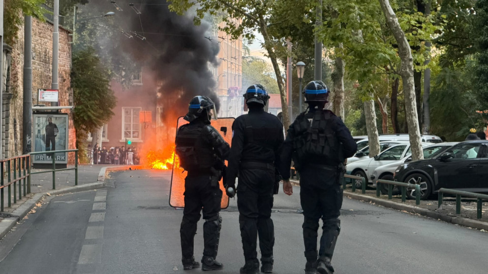 Une dizaine de lyc&eacute;es touch&eacute;s par des rassemblements violents &agrave;  Lyon : les forces de l&rsquo;ordre d&eacute;ploy&eacute;es en nombre