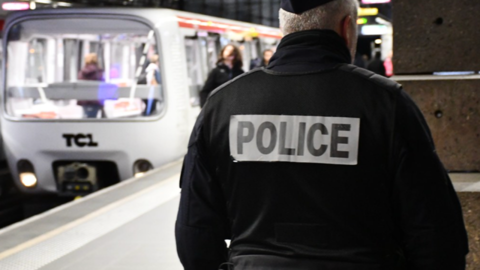 S&eacute;curit&eacute; dans les TCL : un abonnement gratuit pour 7 900 policiers et gendarmes d&egrave;s janvier 2027