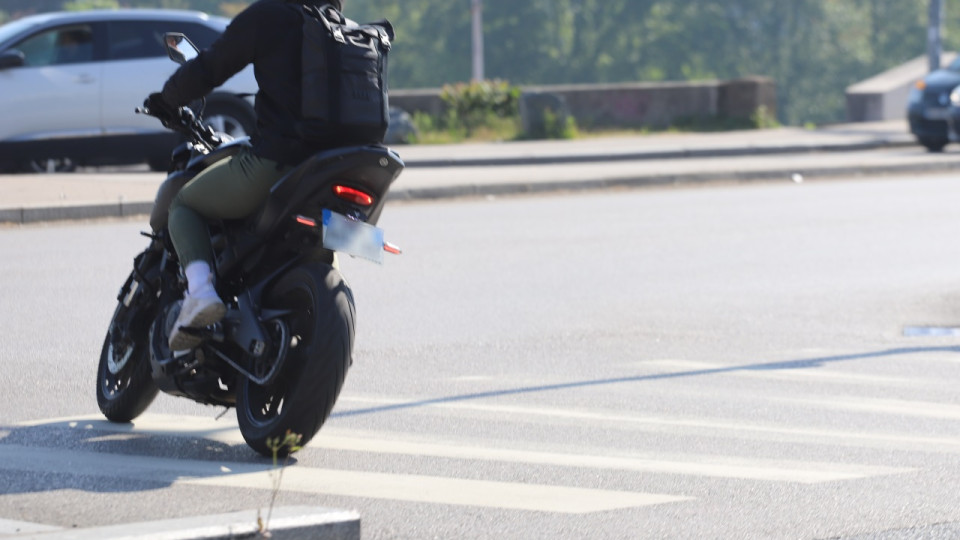 Meyzieu : un motard de 24 ans d&eacute;c&egrave;de, un autre gri&egrave;vement bless&eacute; dans un accident