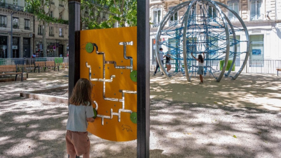 Lyon 6e : la place Edgar-Quinet transform&eacute;e apr&egrave;s 4,4 millions d&rsquo;euros de travaux