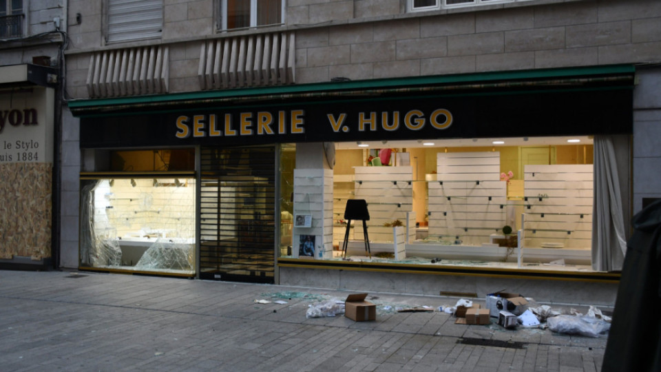 Violences &agrave; Lyon : la Ville annonce plusieurs mesures de soutiens envers les commer&ccedil;ants touch&eacute;s par les pillages
