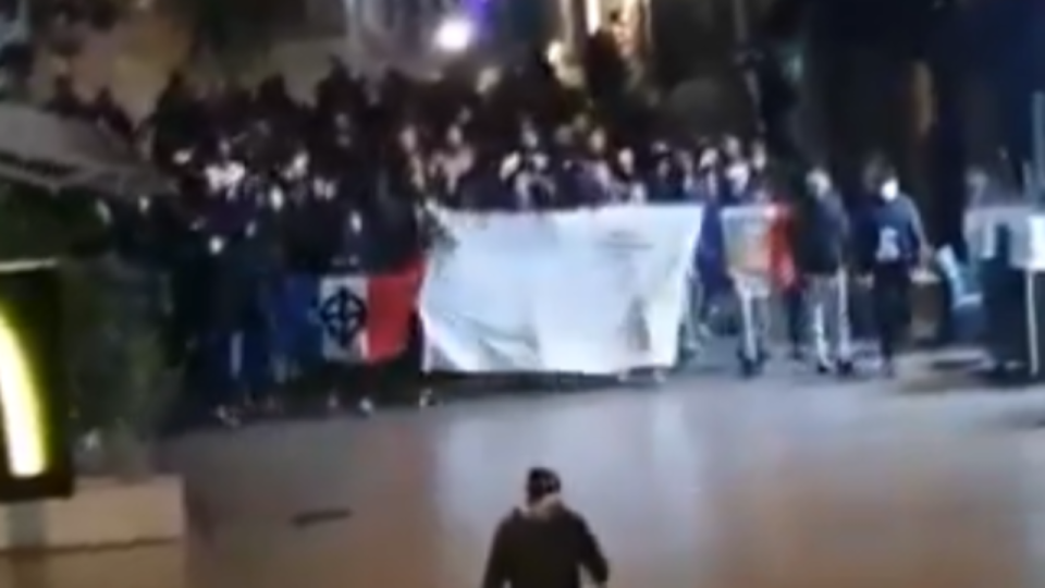 Lyon : un rassemblement de soutien aux commer&ccedil;ants suivi d'un d&eacute;fil&eacute; de l'ultra-droite dans la Presqu'&icirc;le