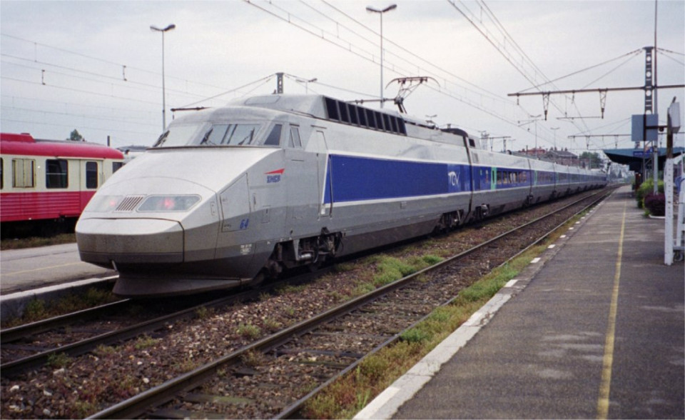 Mauvaise soirée pour les voyageurs d’un TGV Paris / Bourg-en-Bresse