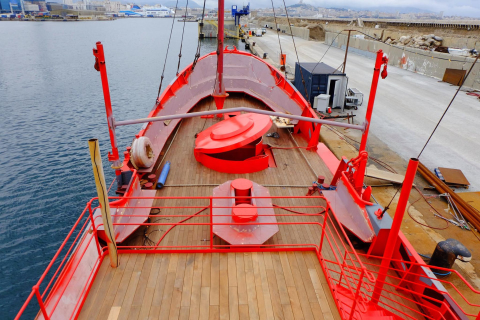 Le Razzle, club flottant, n’ouvrira pas à Lyon !