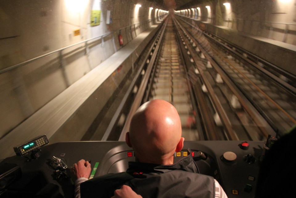 TCL : Le métro B a traversé le Rhône !