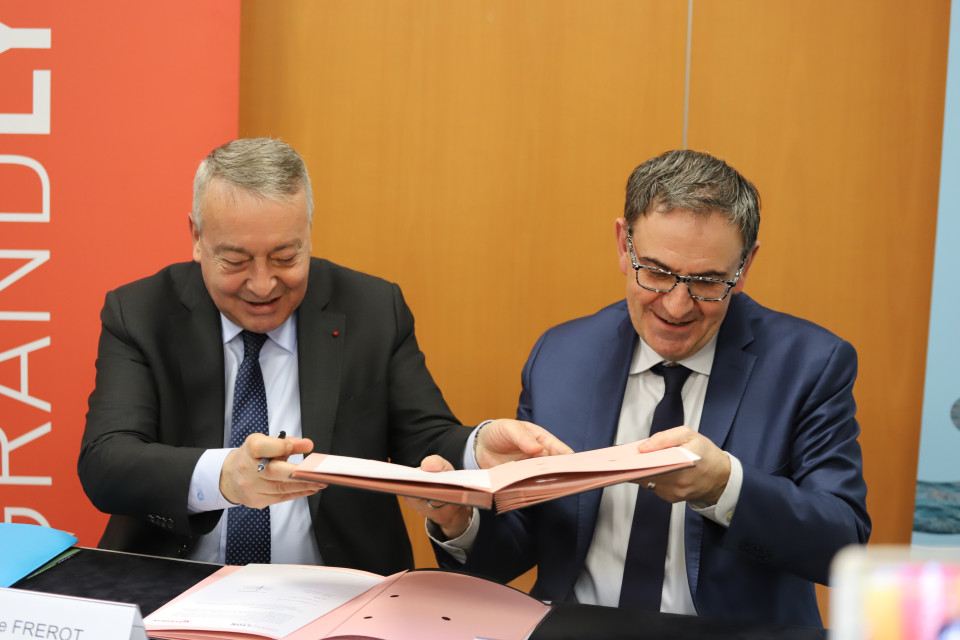 La métropole de Lyon et Veolia renforcent leur partenariat