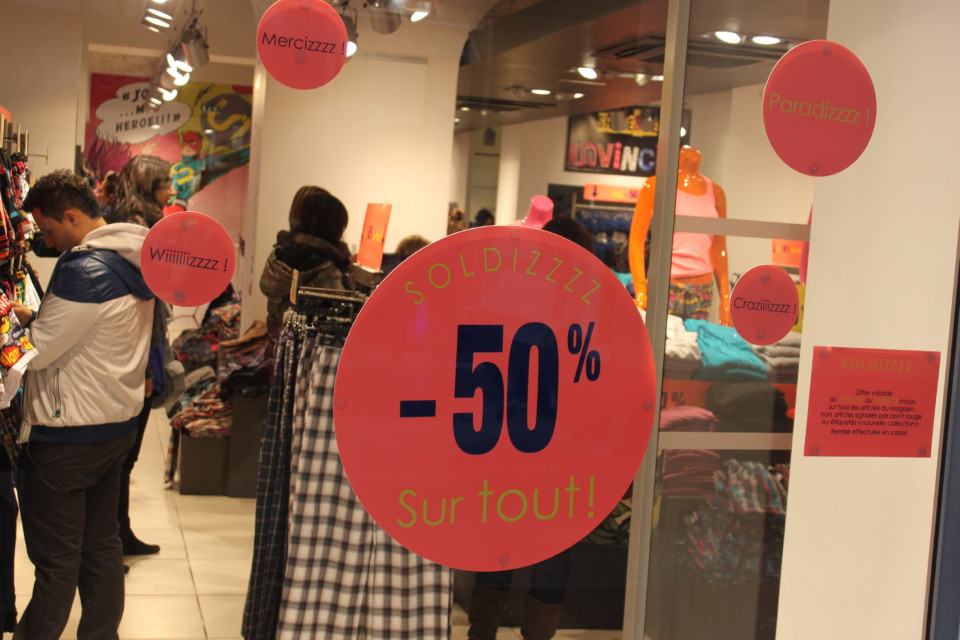 Le coup de sifflet final pour les promotions d'hiver dans les magasins