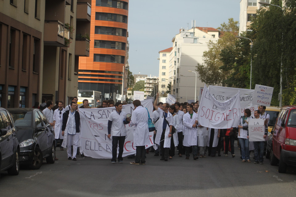 Sant&eacute;: une gr&egrave;ve des internes ce mercredi &agrave; Lyon