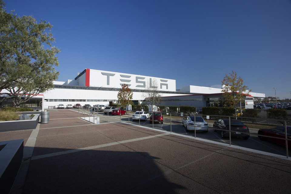 Économie : Tesla continue de se développer à Lyon