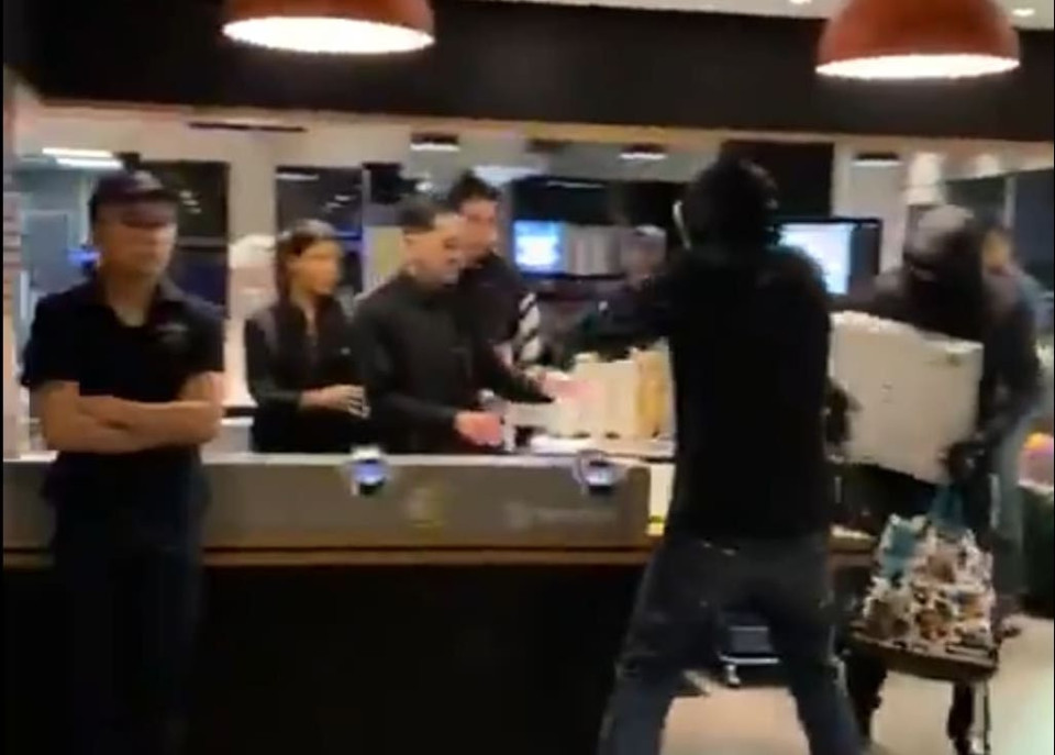 Braquage du McDonald's de Meyzieu : Rayan, le braqueur phénomène du web