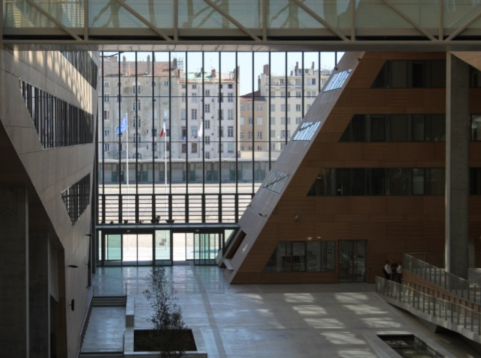 Rhône-Alpes : le tribunal de grande instance donne son feu vert pour la reprise de plusieurs activités d'ERAI