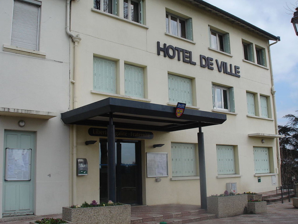 Corbas : un ancien élu de la mairie se sent harcelé par sa municipalité