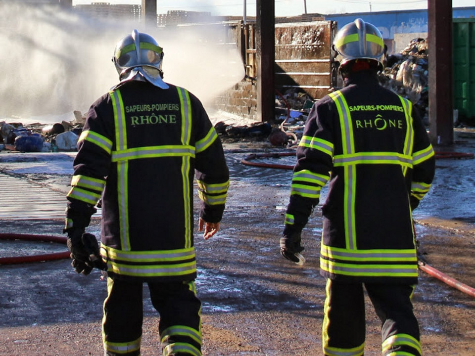 Rillieux : un incendie déclaré dans un immeuble du Boulevard De Lattre De Tassigny