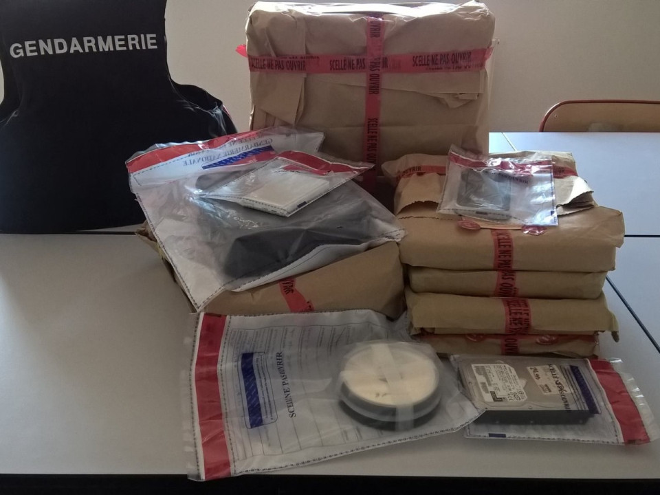 Rhône : 400 000 photos et vidéos pédopornographiques retrouvées chez un senior