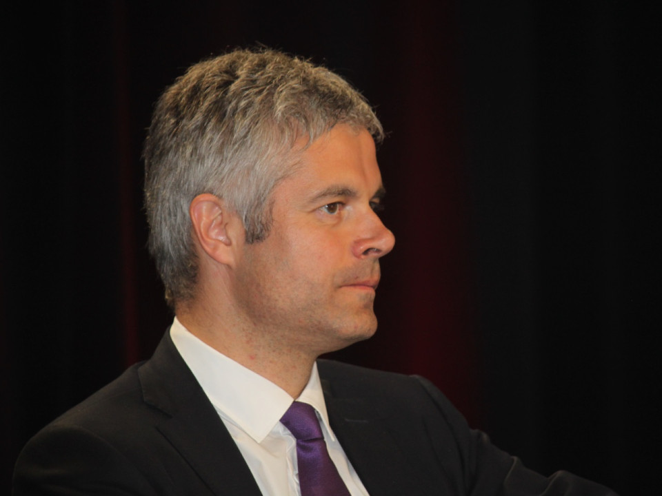 Lycéenne poignardée à Villefranche : Laurent Wauquiez veut des réponses