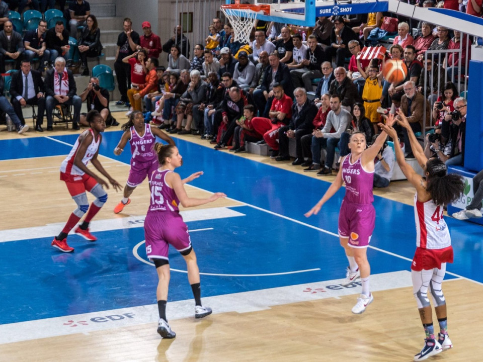Le Lyon Basket se sauve : place à l'aventure Tony Parker