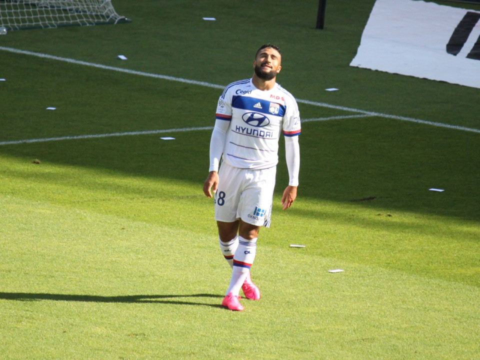 Rupture des ligaments croisés pour Nabil Fekir, six mois d'arrêt !