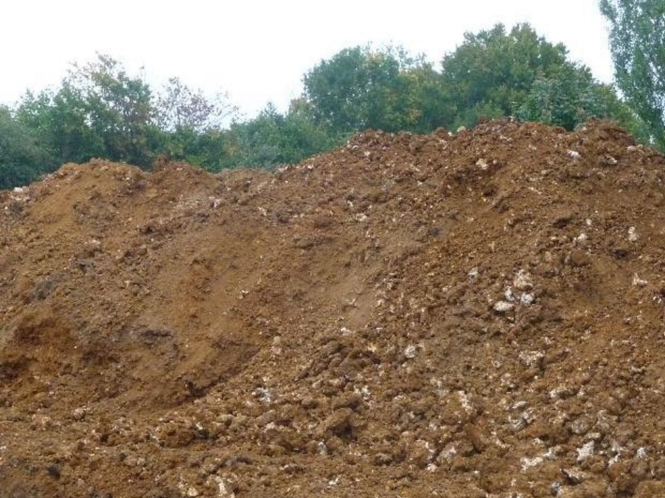 Vaugneray : des remblais plus ou moins sauvages