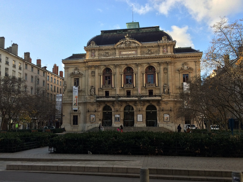 Lyon : des intermittents du spectacle envahissent le théâtre des Célestins