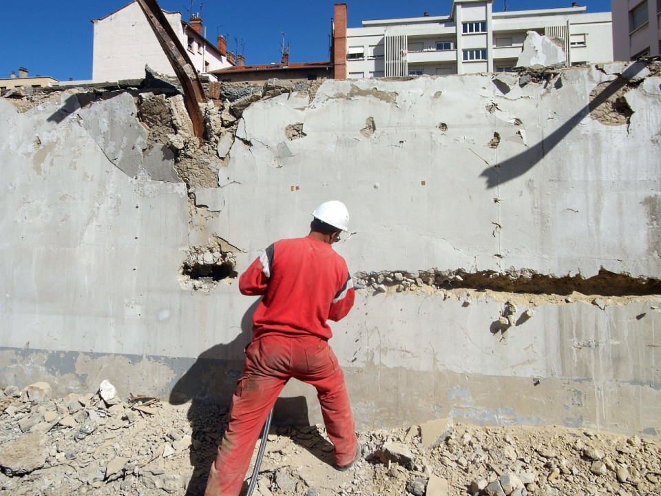 Région : Wauquiez a mis de côté 100 000 masques pour aider le BTP à relancer les chantiers