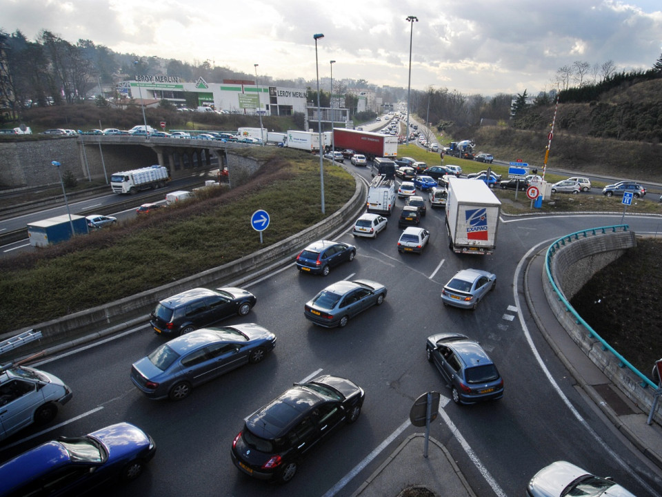 Circulation : un samedi noir dans le sens des départs en Auvergne-Rhône-Alpes