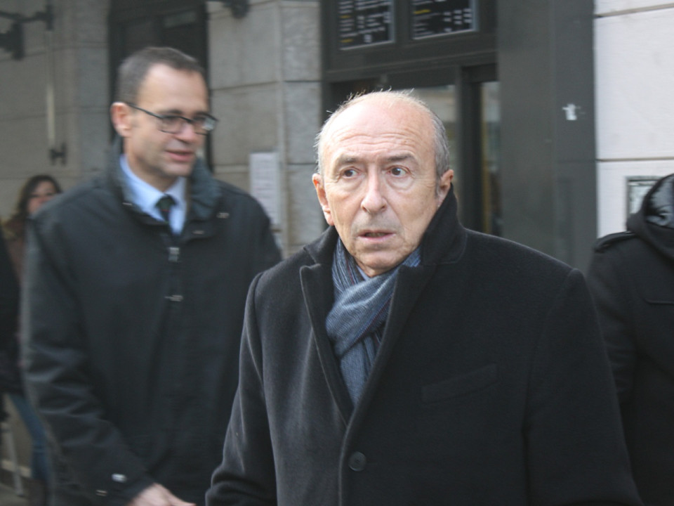 Ouverture de la PMA à toutes les femmes : Gérard Collomb toujours très frileux