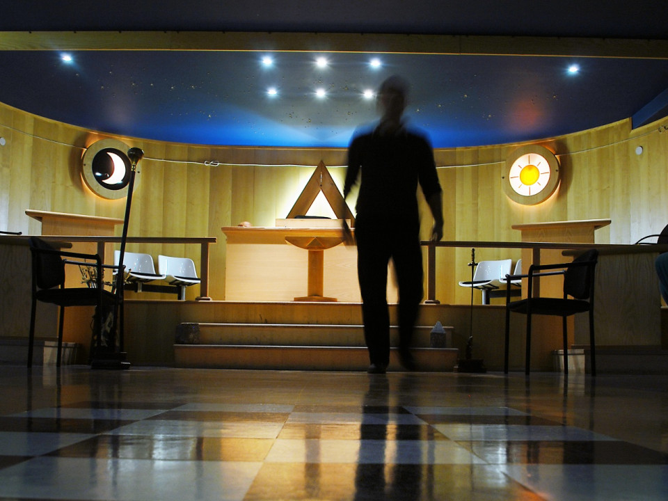 David Kimelfeld fraye avec les francs-maçons, mais ne cède toujours pas à la tentation