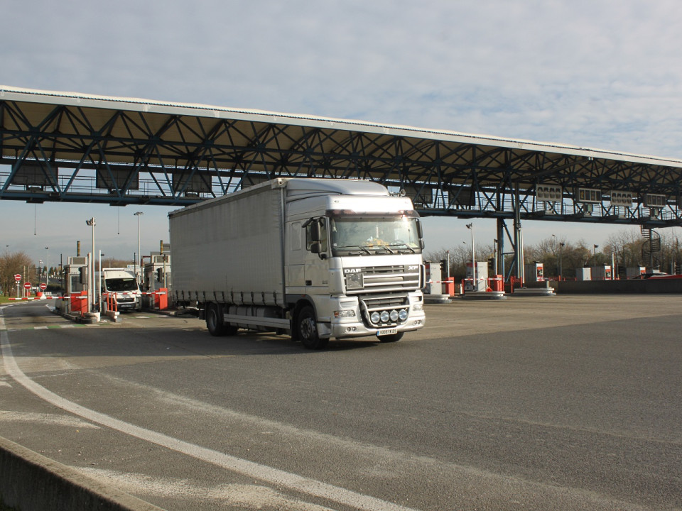 Une nouvelle entreprise de la région signe le traité de réduction de CO2 dans les transports