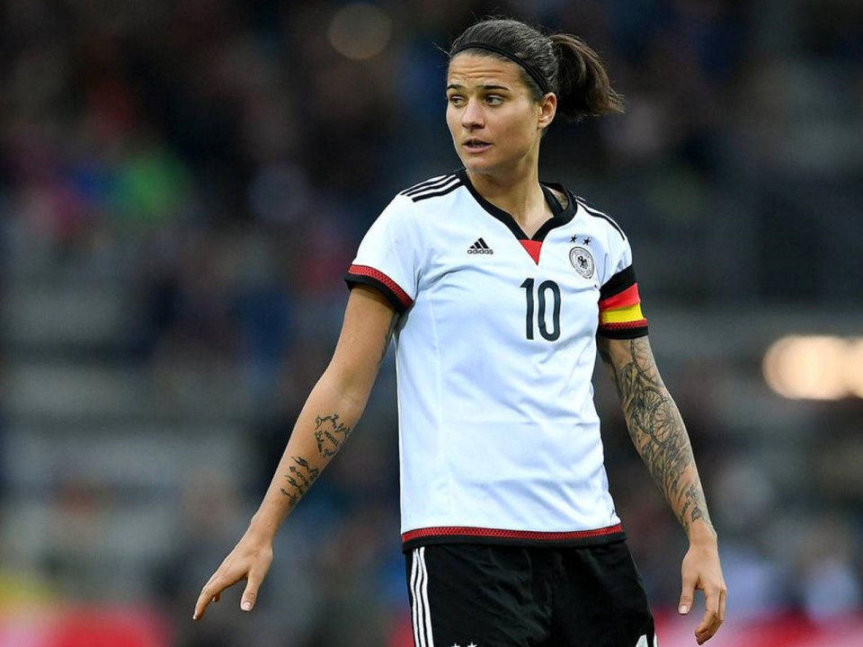 Dzsenifer Marozsan (OL féminin) élue joueuse allemande de la saison