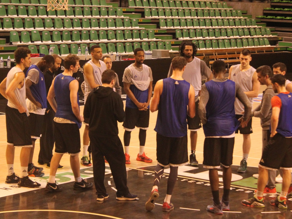 Un premier d&eacute;placement difficile pour l&rsquo;ASVEL en championnat