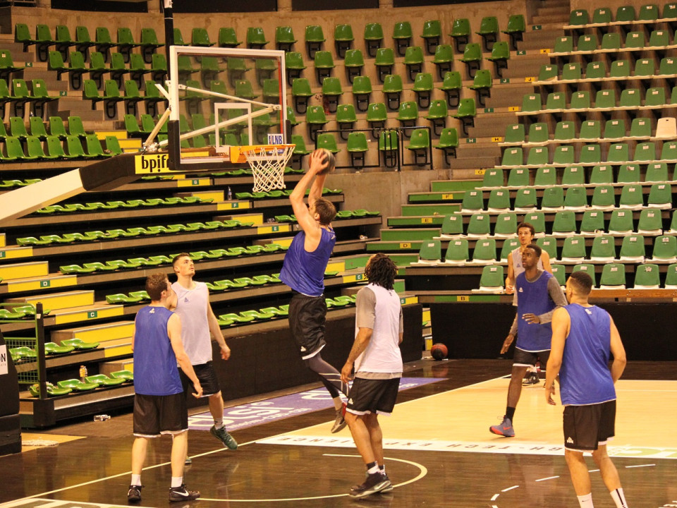 Villeurbanne : des écoliers vont affronter les joueurs de l'ASVEL