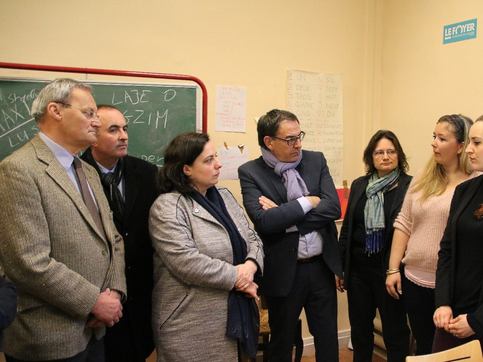 Rhône : Emmanuelle Cosse annonce 366 places d’hébergement d’urgence supplémentaires