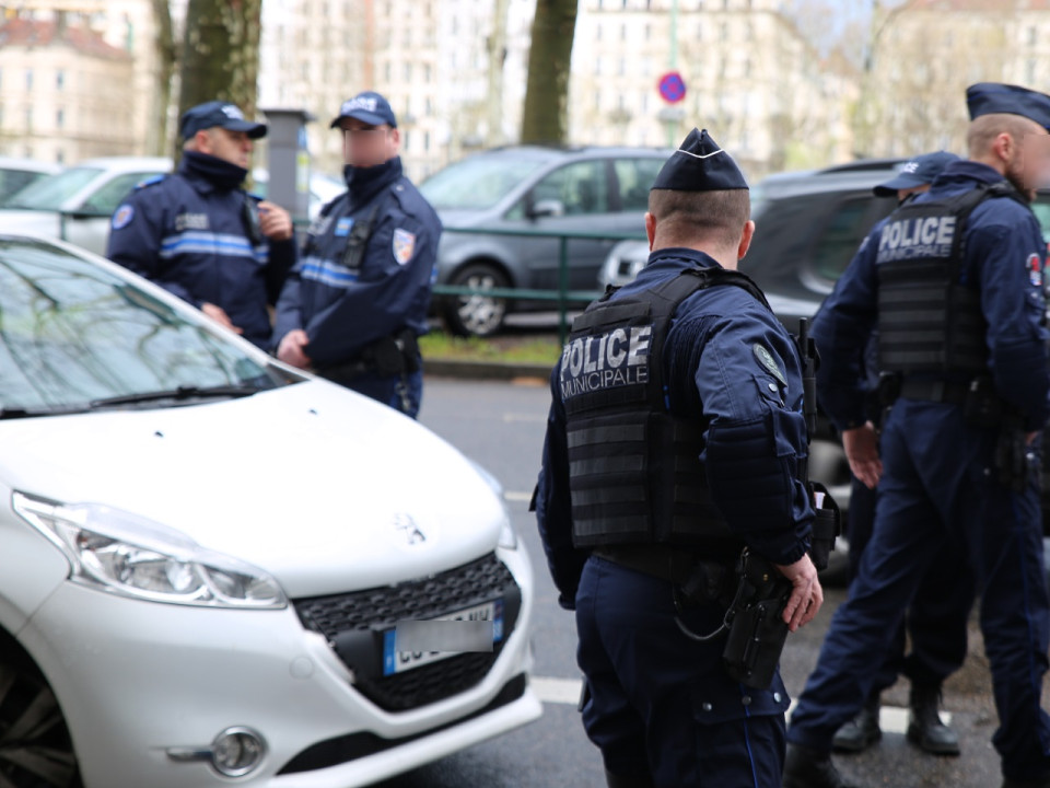 Démonstration de force de la police lyonnaise lors d’une opération de contrôles routiers