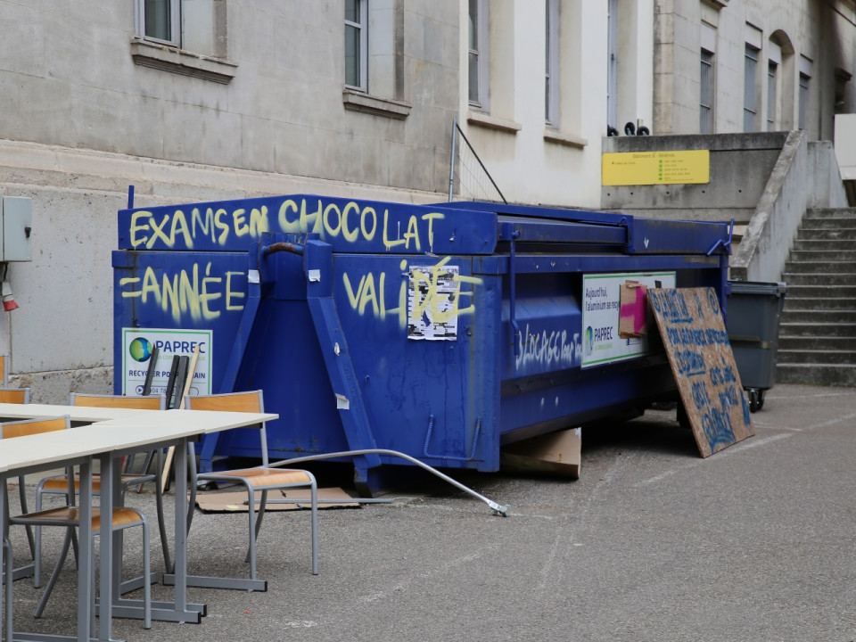 Lyon 2 : l'annulation des partiels, "un coup mortel porté à la valeur du diplôme" selon l'UNI