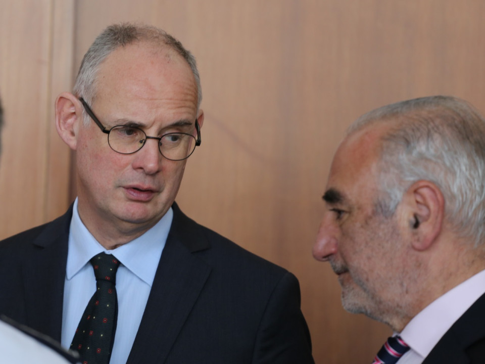 Second pont à Givors, un TER plus fort : le préfet prépare tout le monde à la possible mort de l'A45