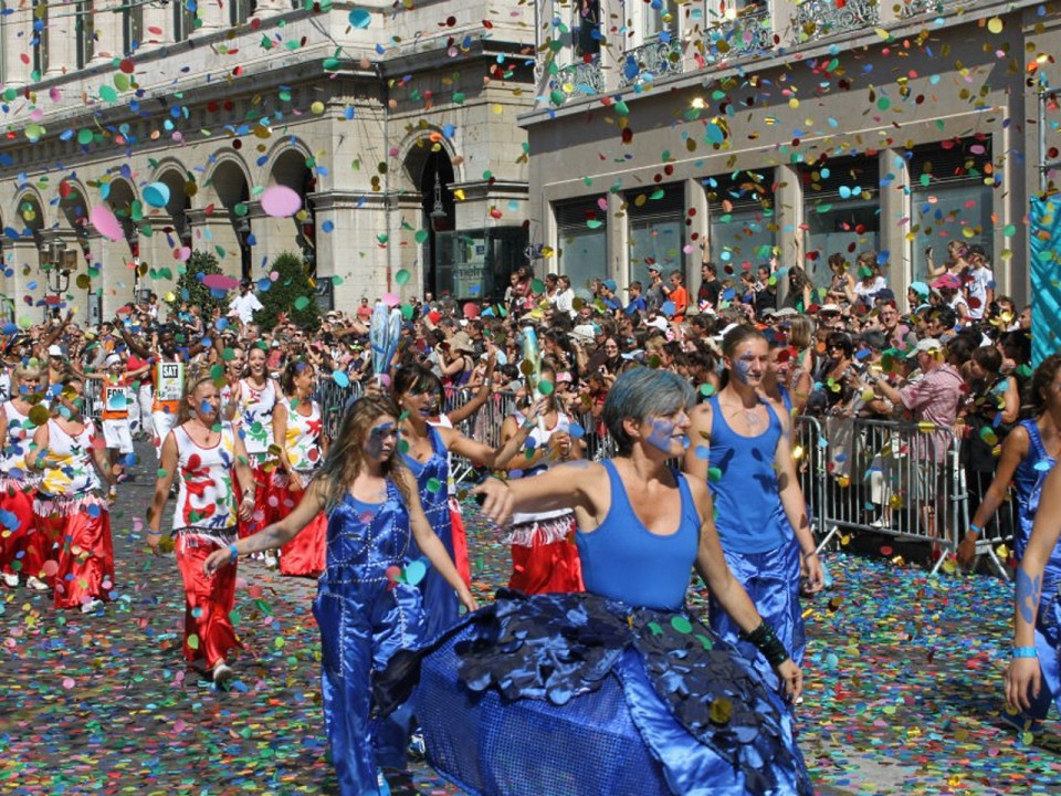 Biennale de la danse : le grand défilé fait son retour dans les rues de Lyon ce dimanche