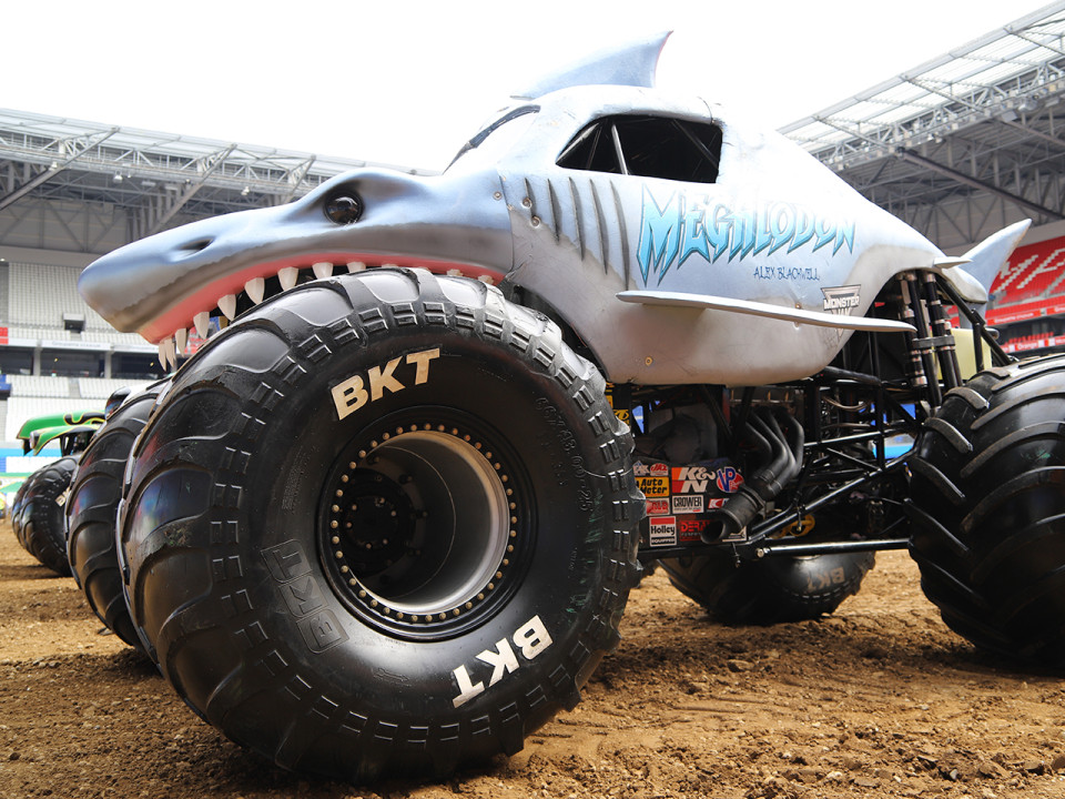 Le Monster Jam sera de retour cet été au Groupama Stadium