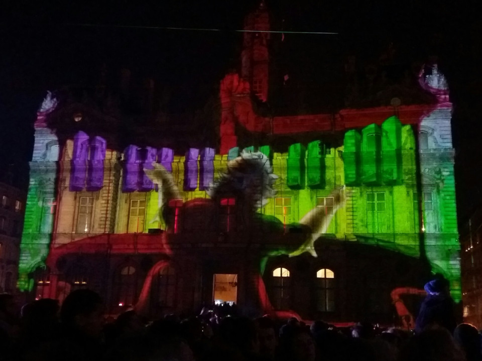 Gérard Collomb satisfait de la Fête des Lumières 2016