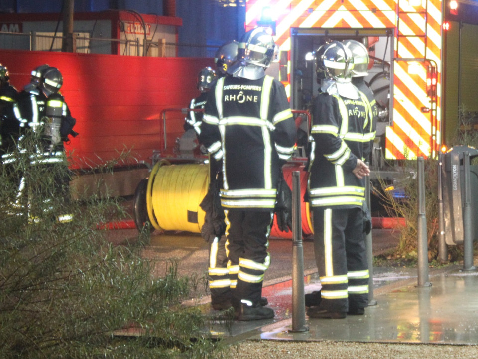 Un couple de retraités tué dans l'incendie de leur maison près de Lyon