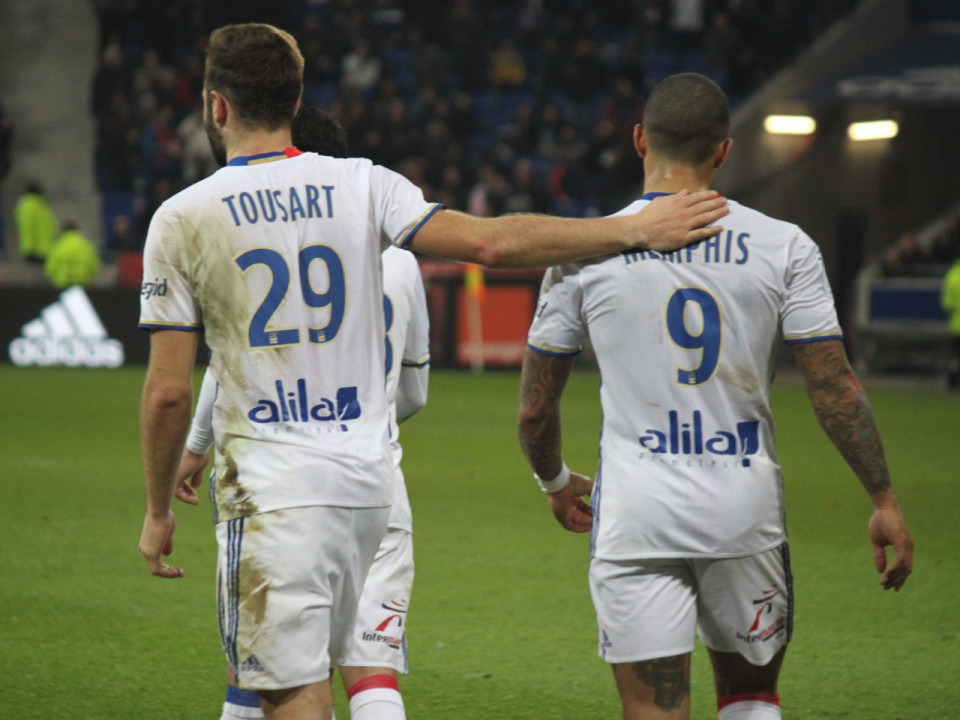 L’OL monte en puissance face à l’Ajax Amsterdam (2-0)