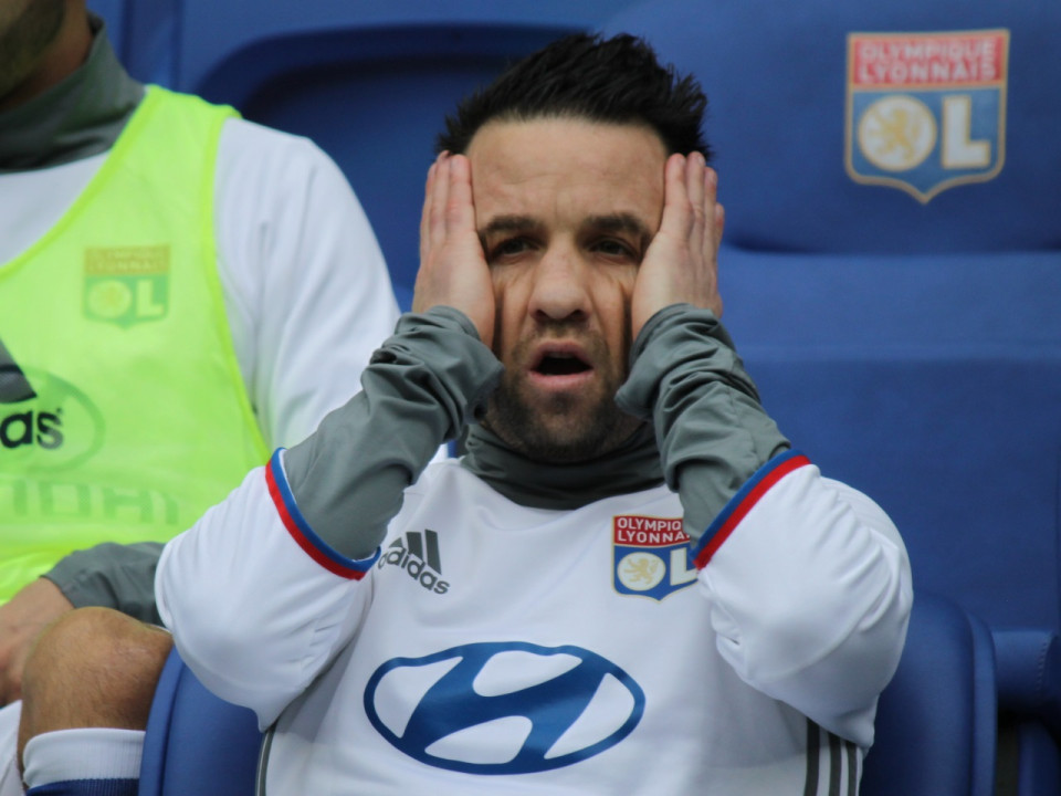 Mathieu Valbuena annonce son départ pour la Turquie… mais se trompe de drapeau
