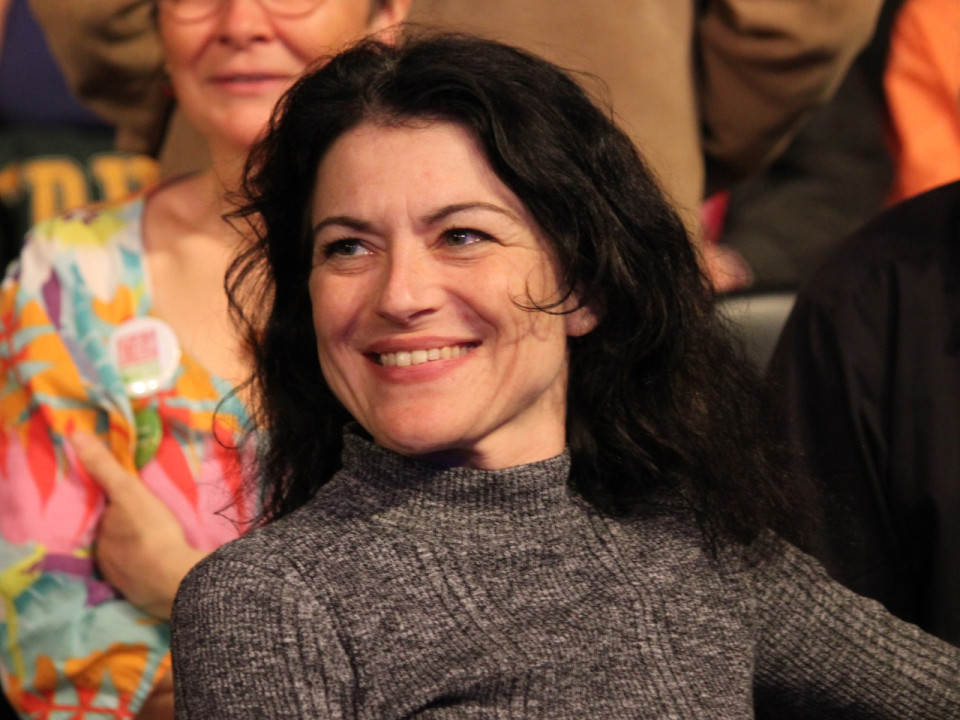 Election du nouveau maire de Lyon : Nathalie Perrin-Gilbert également candidate